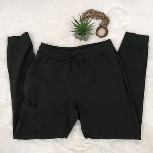 Under Armour Army green jogger pants Size medium